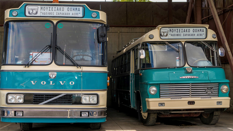Μία διαφορετική ξενάγηση με ιστορικά λεωφορεία της παλιάς Αθήνας…